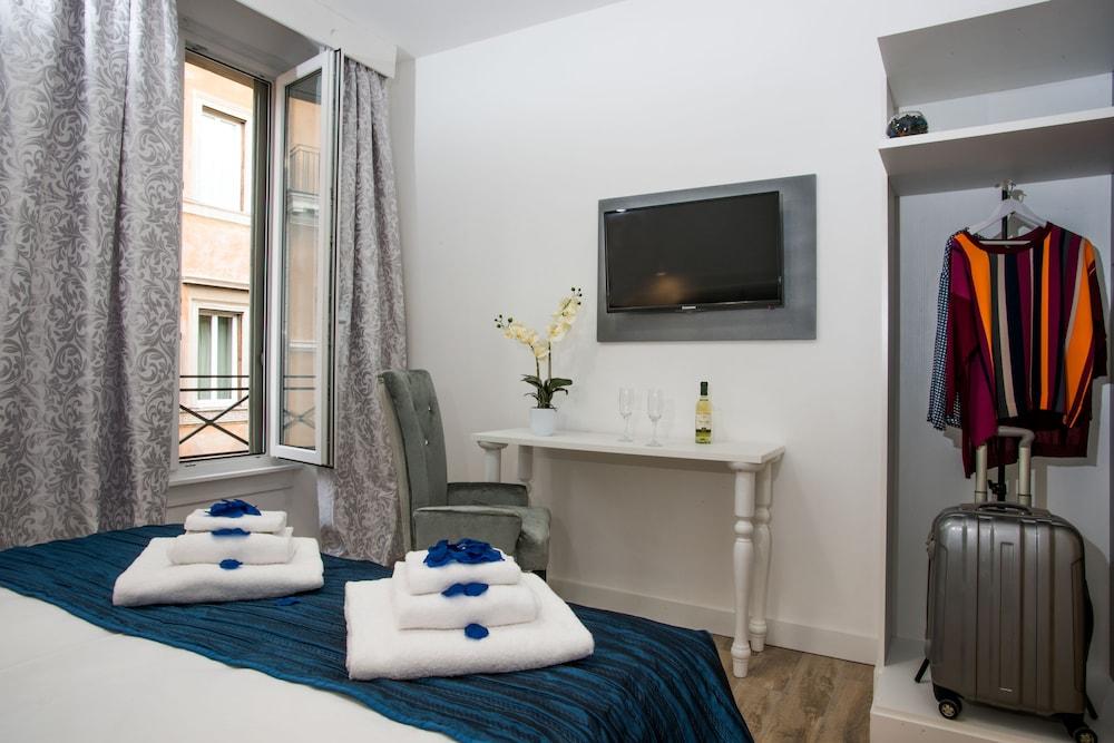 Spagna Ave Bed & Breakfast 3*